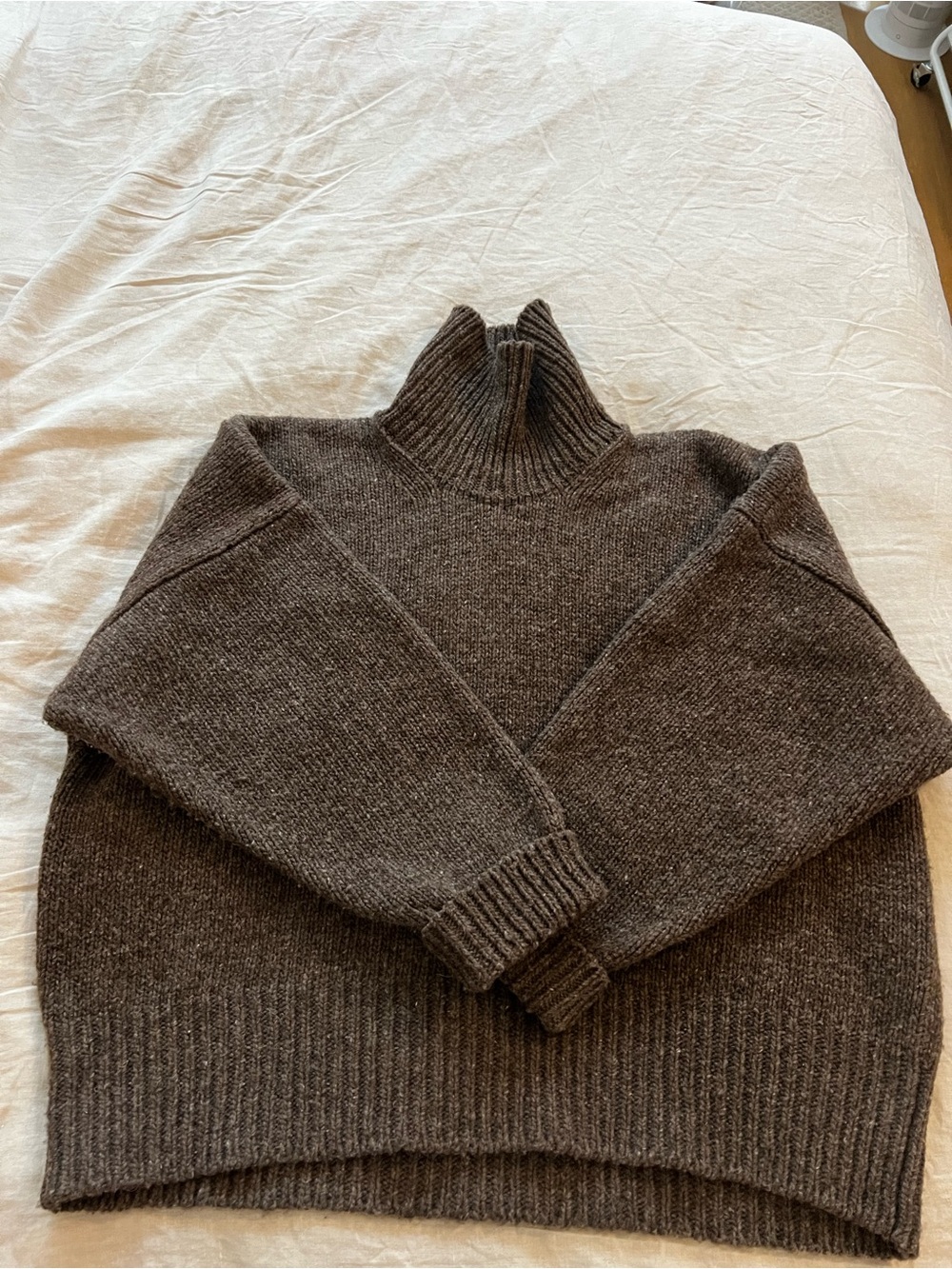Babaa Women's Brown Turtleneck Wool Sweater
